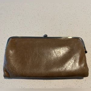 Hobo Lauren Clutch Wallet
